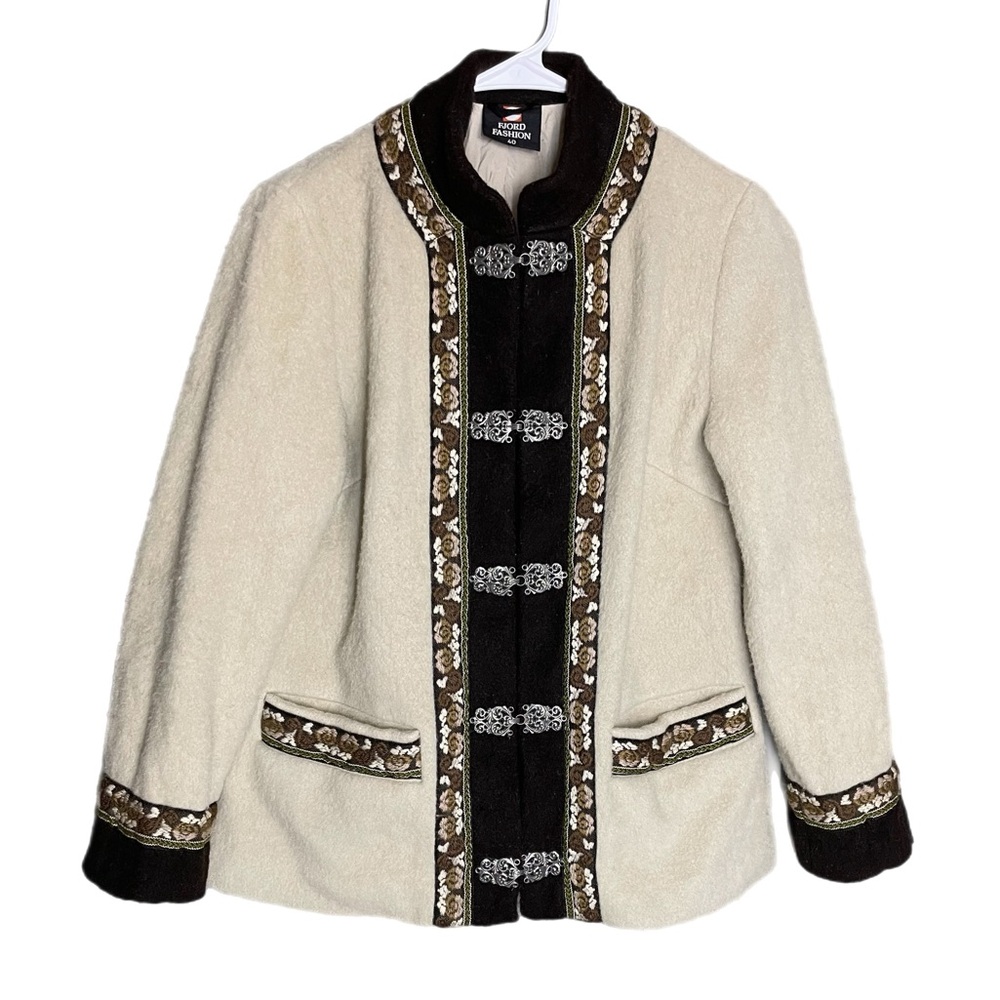 Fjord Fashion Norway Vintage Wool Jacket w/ Clasps Size 40/ US 8-10
